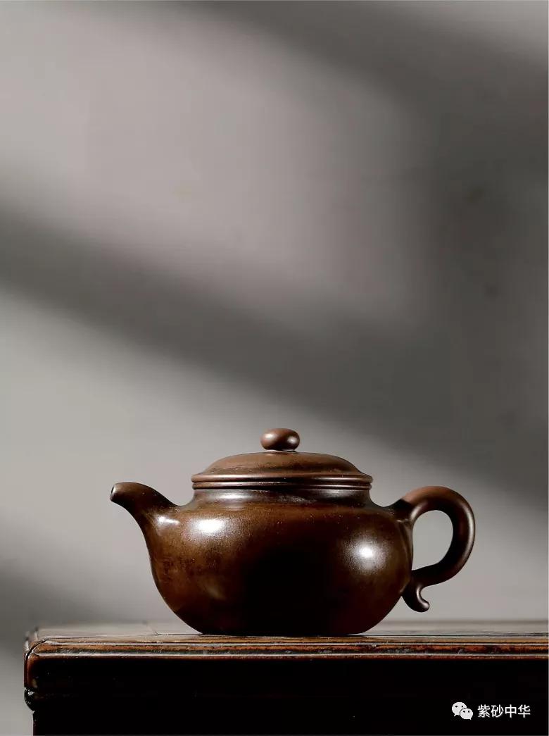 2017西泠印社拍卖现场青铜盘,2020西泠春拍紫砂壶成交记录