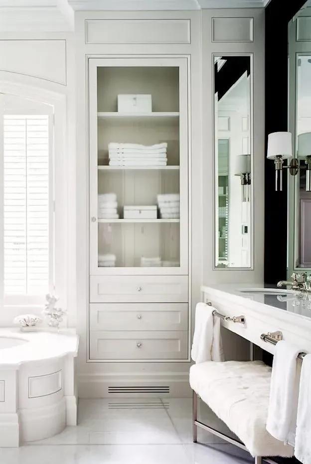 小的卫生间如何选浴室柜,卫生间浴室柜怎么选