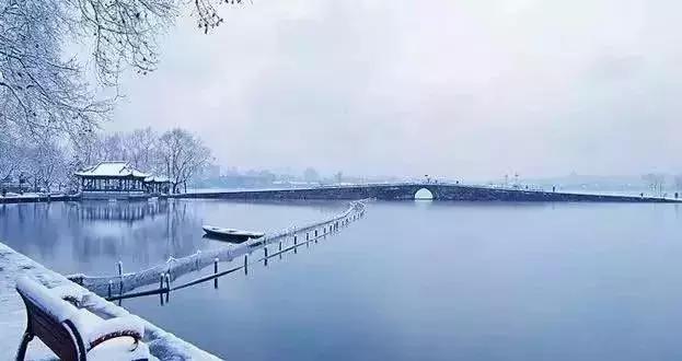 人生最洒脱的10大诗词,人间最美是释怀九首诗词完美诠释