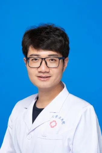 小肌瘤要紧吗,18岁女孩得肌瘤怎么办