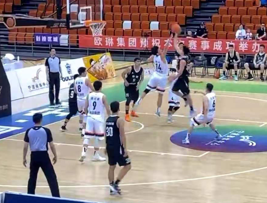 姜宇星打小前锋,姜宇星绝杀