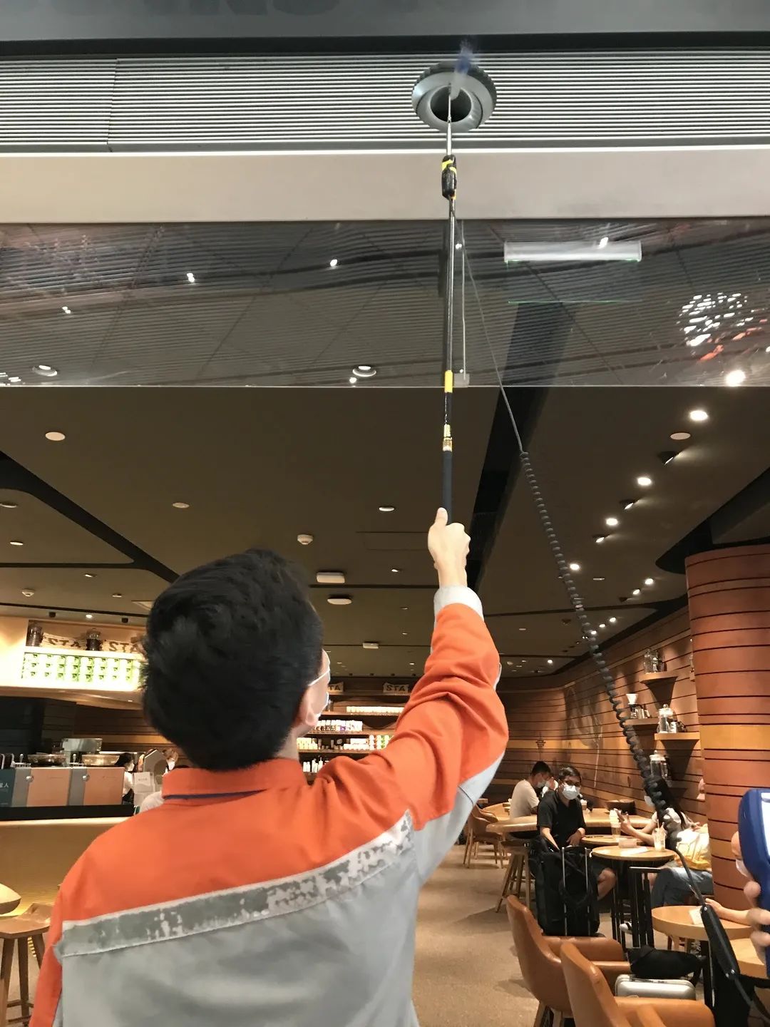 首都机场问询员,首都机场航站楼问询员