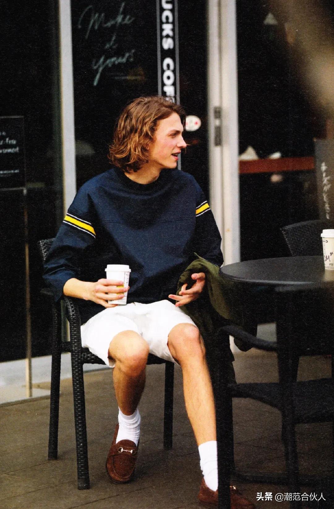 vans一脚蹬鞋感最好的,vans一脚蹬各个版本穿着区别大吗