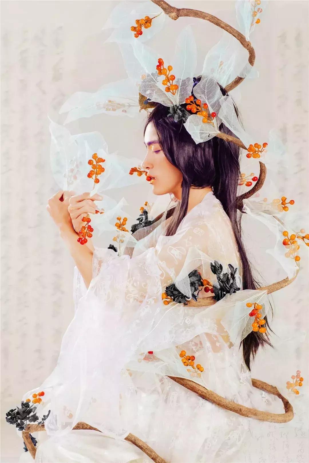 90后女孩拍稀有动物,90后女孩拍视频200万