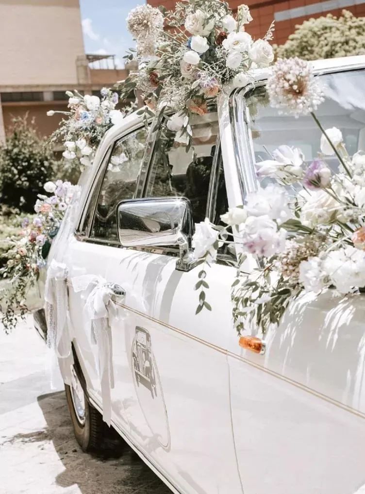 婚车最新花艺,适合新手的婚车花艺