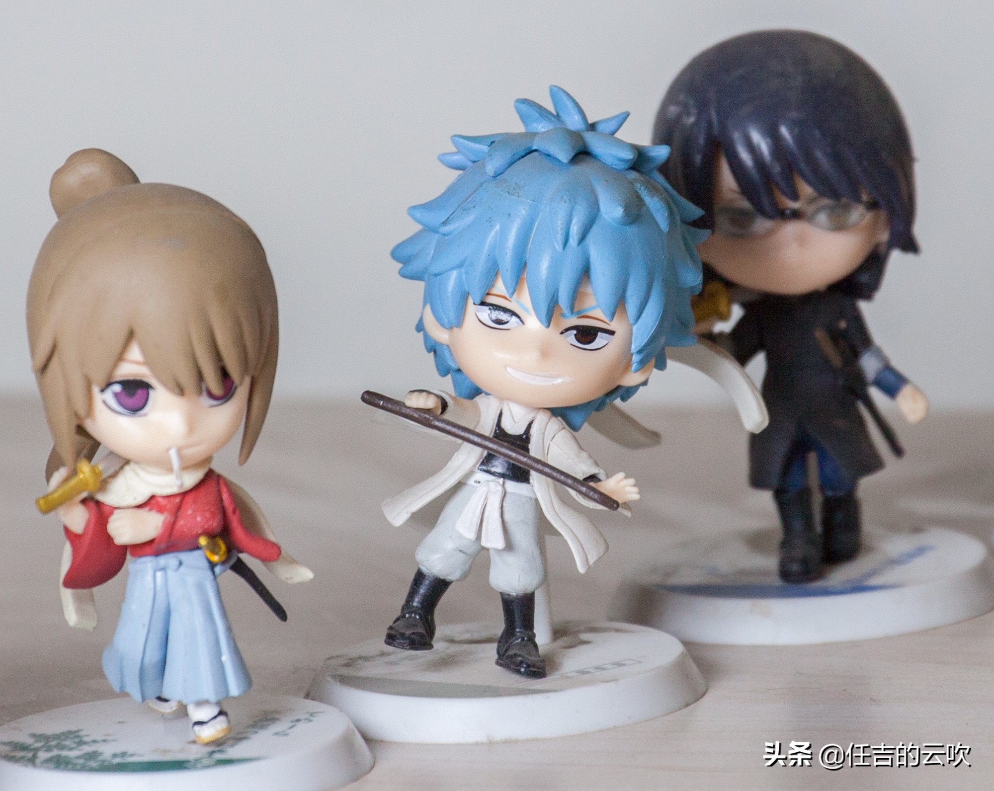 佳能70-300二代和胖白哪个好,佳能70-300l胖白