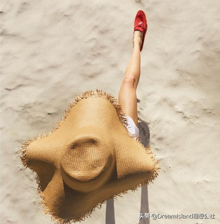 街拍白色乐福鞋,达妹街拍图文