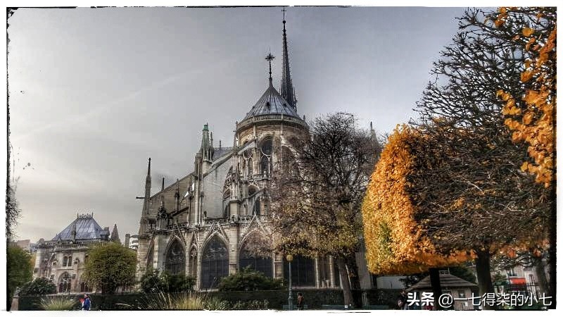 法国首都巴黎圣母院高清图片 (世间再无巴黎圣母院图片)