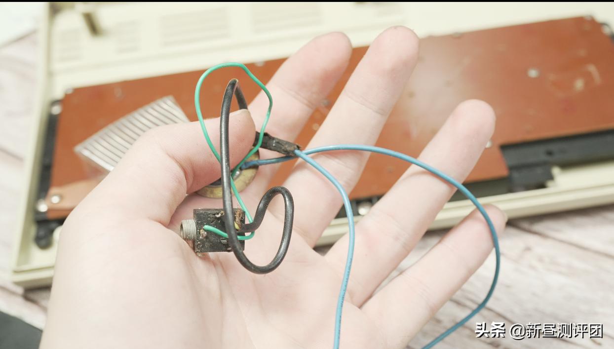 36年前香港设计制作的电脑是什么水平？Laser310与VTech