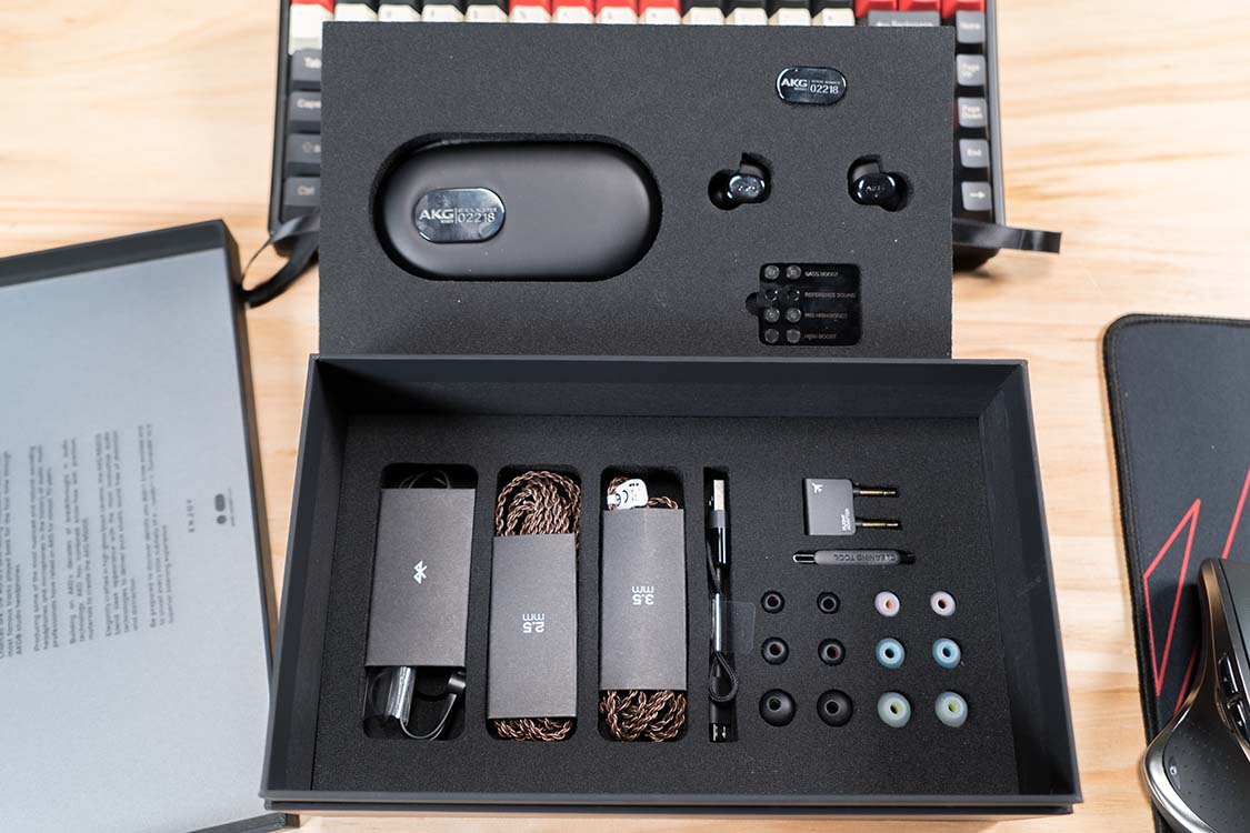 akg耳机n5005开箱,akgn5005耳机的正确使用方法