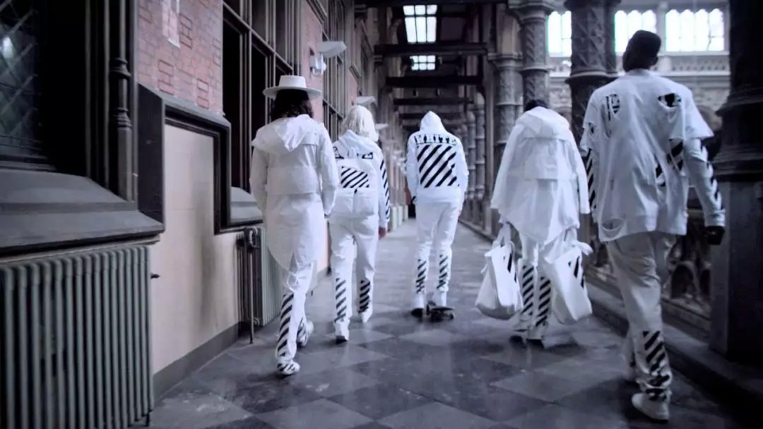 十大必买鞋包排行榜,十大必买经典款包包鞋