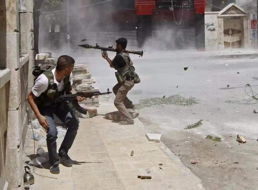 一场石油之祸,十年叙利亚战争,50万民众丧生,女人成*市黑**交易品