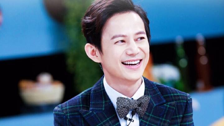 一味讨好别人不叫情商高的表现,情商高的人说话办事做人表现