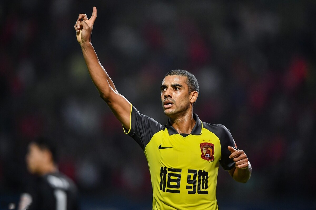 12强赛最有可能的阵容,恒大vs巴萨巴萨首发阵容