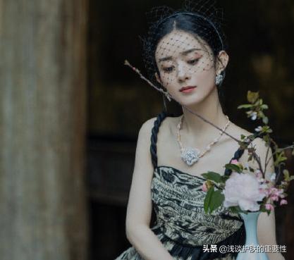 什么护肤品可以让皮肤变得细腻,护肤品怎么改善肌肤弹性