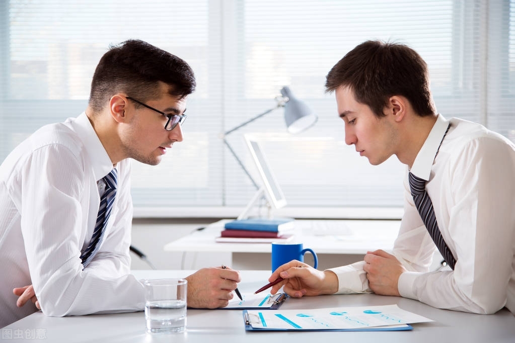 刚入职场如何克服恐惧感,职场如何拒绝跟同事保持距离