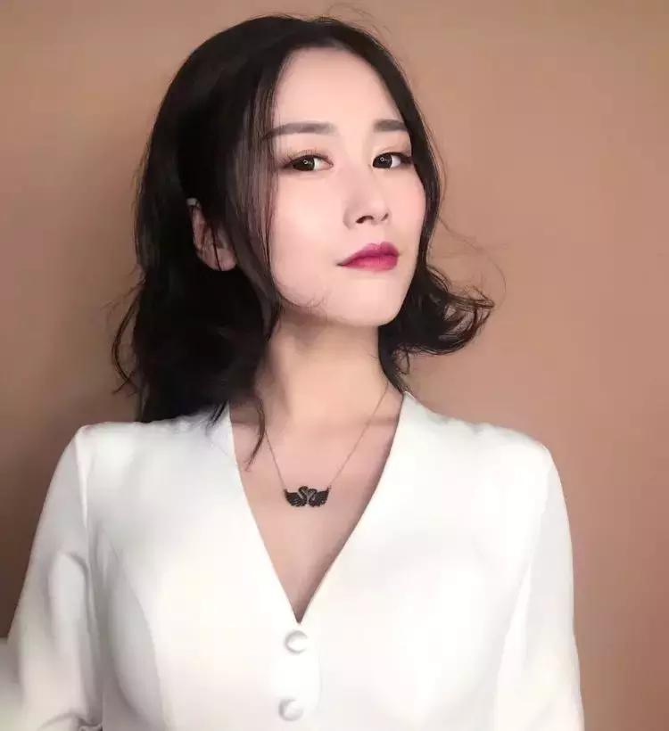 黑黄皮必入手的10支超显白口红,一生必入口红