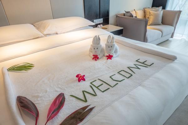 亚龙湾度假酒店全部测评,亚龙湾一线海景哪个酒店比较好