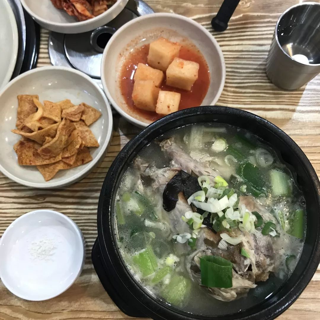 首尔旅行攻略住宿推荐,首尔旅游夜宵攻略