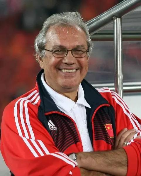 中国足球队历年外教队员名单,中国足球外教第一人