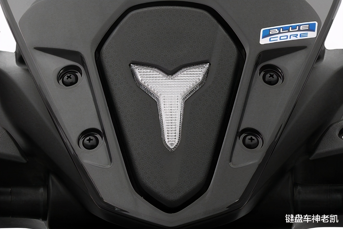 雅马哈跨界踏板forcex,雅马哈ray-zr试驾