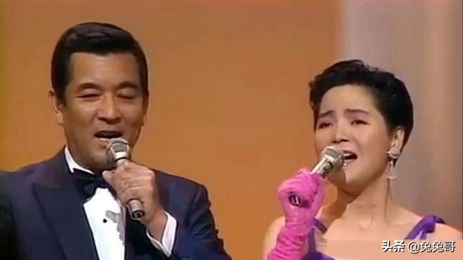 日本男星吃饭时不小心吸入气管,咳嗽引发小脑出血,紧急住院治疗