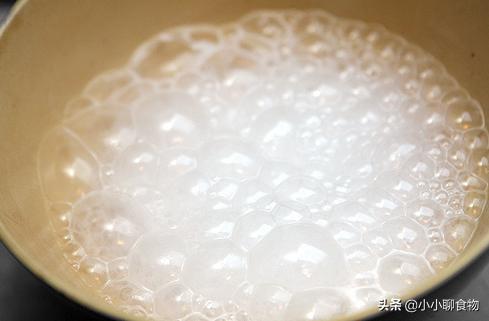 面点制作大全面粉,制作面点撒面粉视频