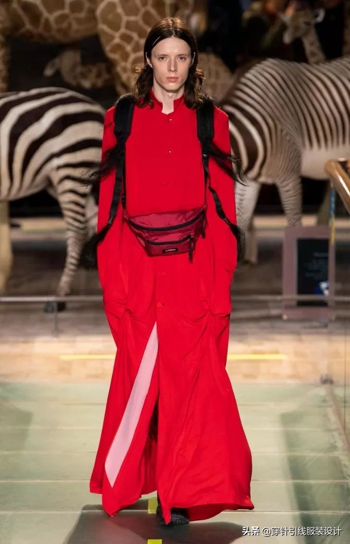 2022秋冬男装流行色,19年秋冬男装流行色