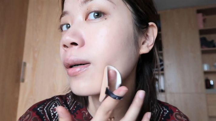 夏日控油持久不暗沉粉底液,dw粉底液1w0全脸试色