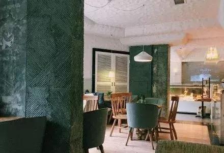 我在2018年的网红美食堆里，精挑出了这23家火爆的店给你！