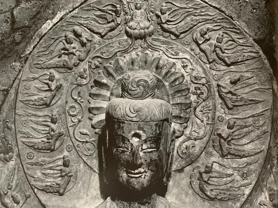 走进春天的秘密花园,走进佛教圣地