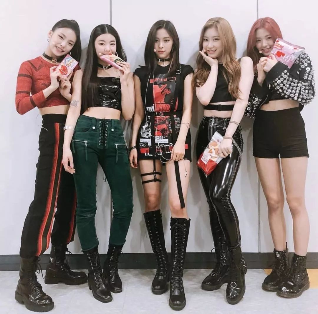 谁穿谁丑的错误穿搭,谁穿谁好看一周穿搭不重样测评