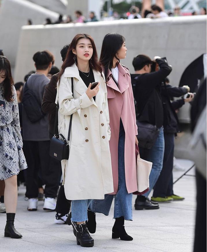 韩国街拍闺蜜装,韩国时尚秀穿搭