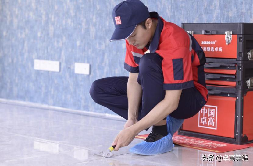 800x800瓷砖美缝留多大间隙,瓷砖美缝施工流程详解