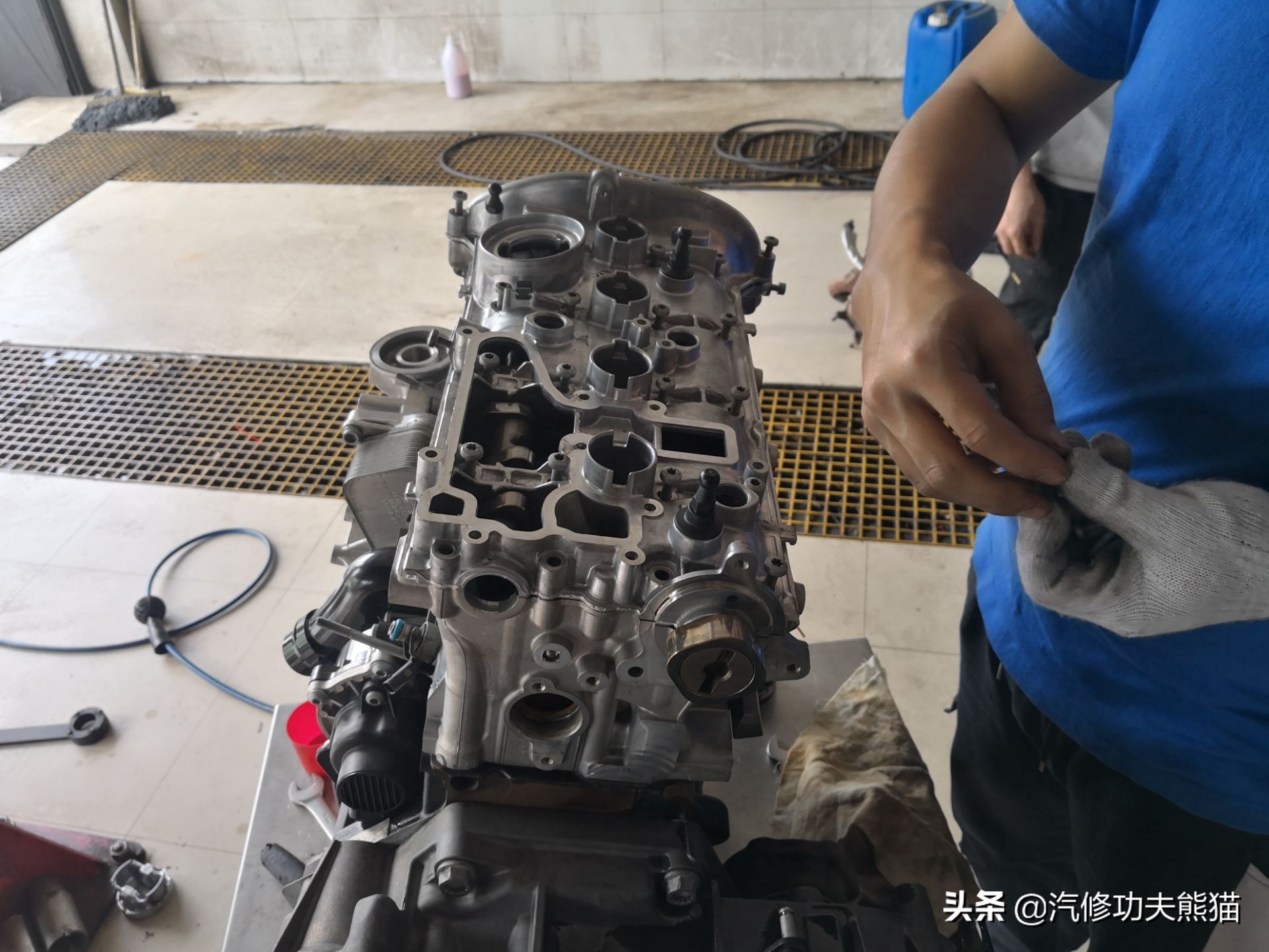 百年大众汽车品牌毁于烧机油？烧机油并非绝症，看看这台进口夏朗