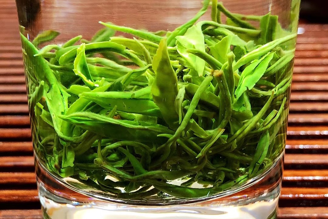 绿茶的味道怎么分辨好坏,绿茶什么汤色最好