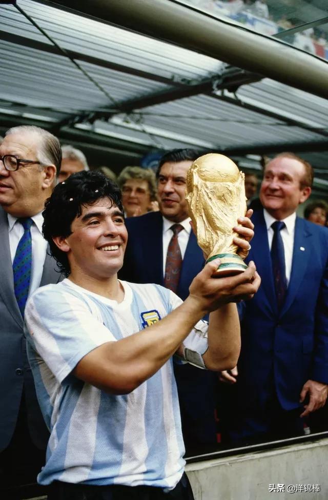 再见球王迭戈,再见球王永恒的迭戈马拉多纳