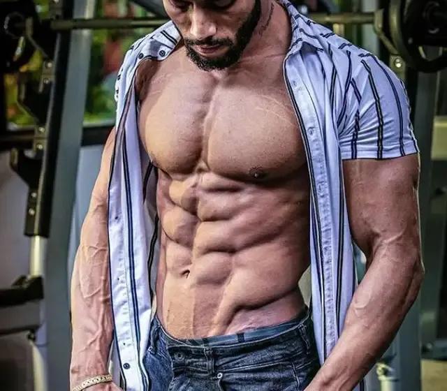 马甲线腹肌速成教程,练习腹肌人鱼线马甲线的最好方法