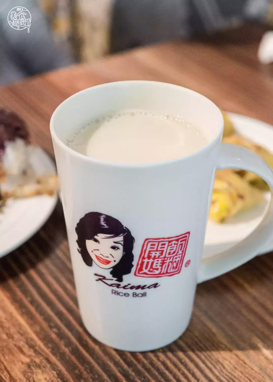 开妈饭团，金门25年的排队王，连欧弟都追着来打卡