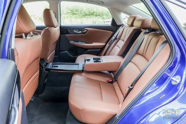 狭路相逢中的丰田,本田大战本田