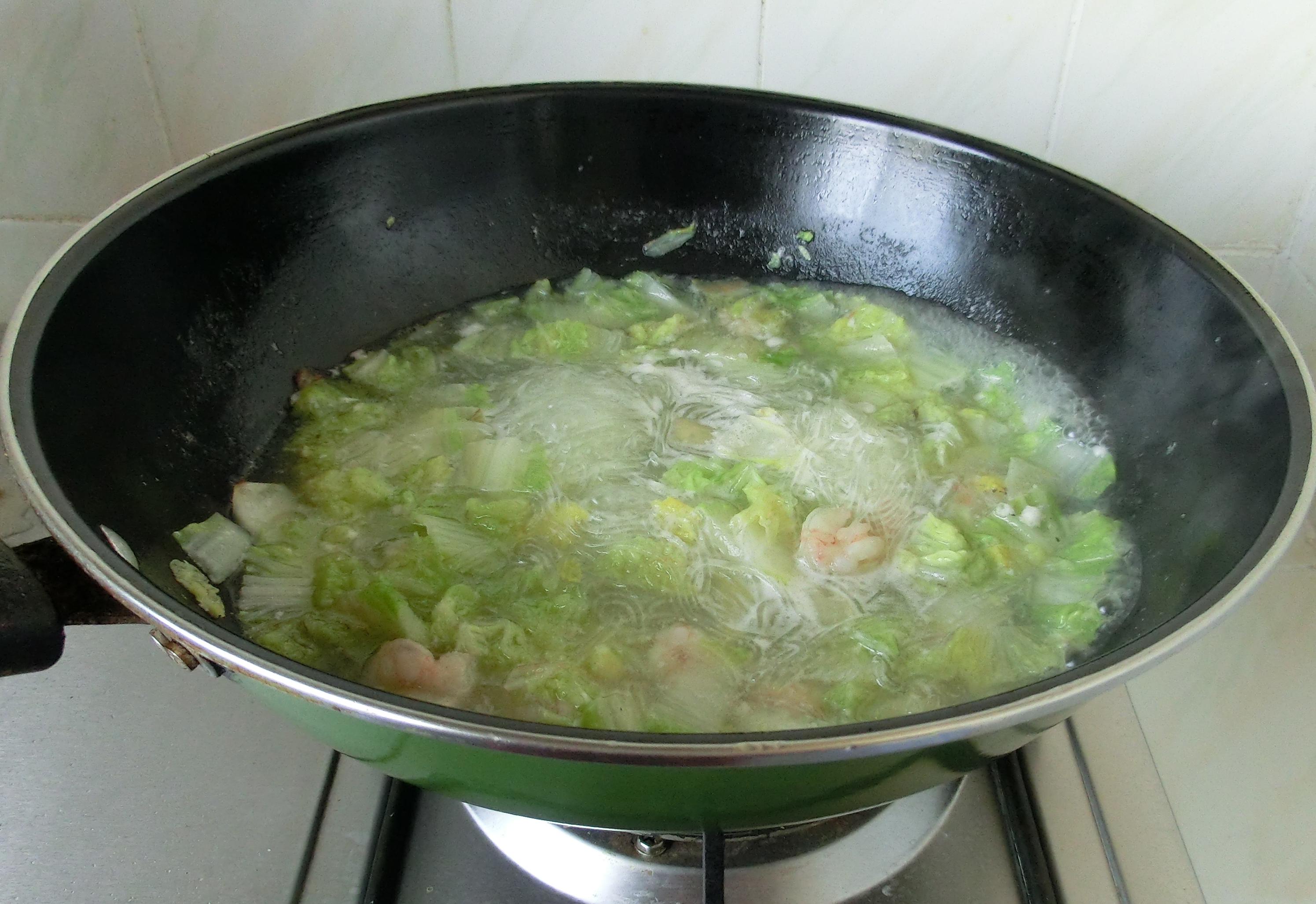 锌元素对孩子的智力有什么影响,锌对儿童生长发育起重要作用