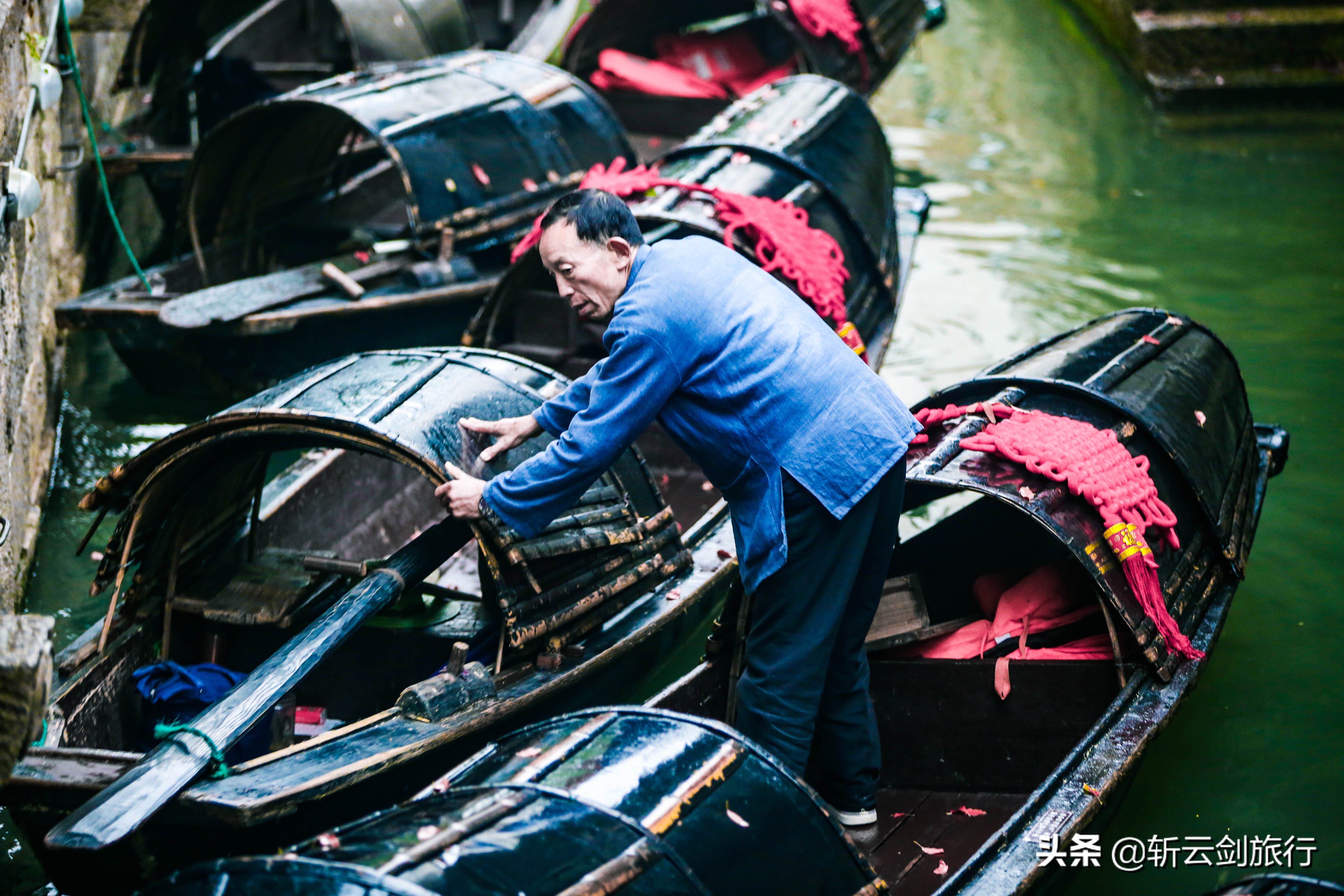 山常青水长流,山常青水长流歌词