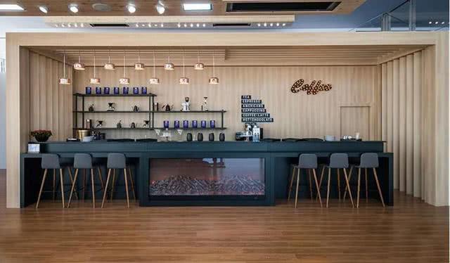 保时捷911冰面上漂移,保时捷汽车911玩雪