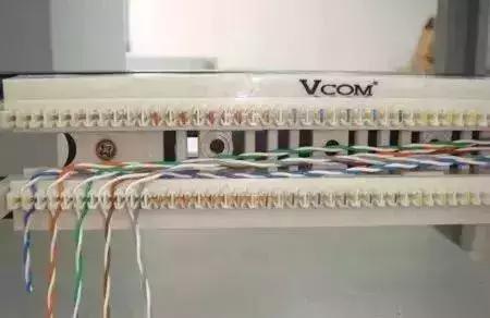 110配线架内部是如何导通的,110型语音配线架工作原理