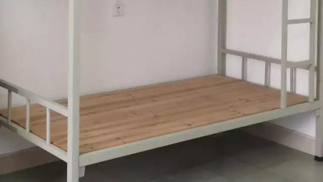 广州市商贸职业学校宿舍荔湾区,广州华南商贸职业学院真实宿舍