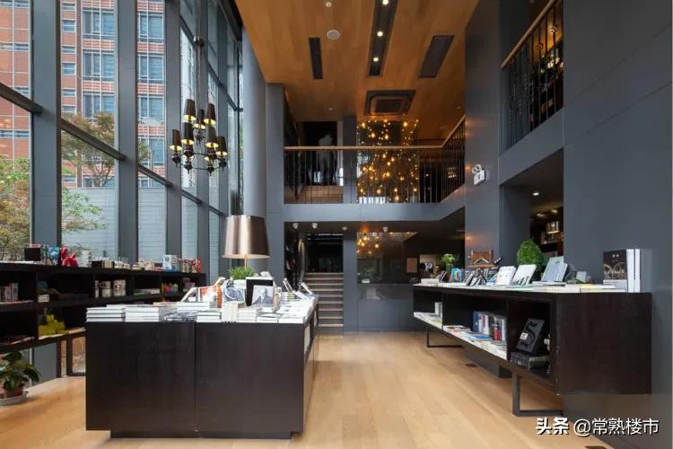 越夜越美丽春城店,越夜越美丽流光溢彩的世界