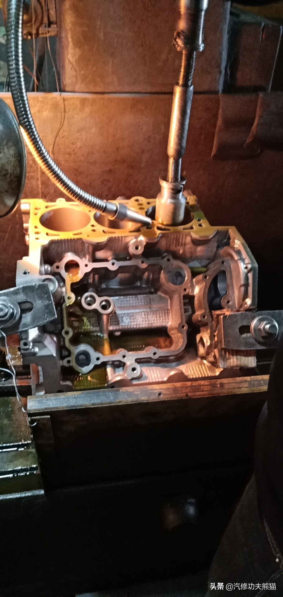 二手途锐烧机油解决要多少钱,二手老途锐烧机油