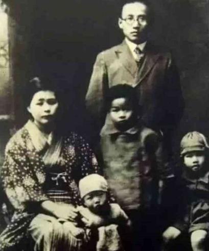 现在最著名的诗歌诗人,中国现代著名诗歌诗人