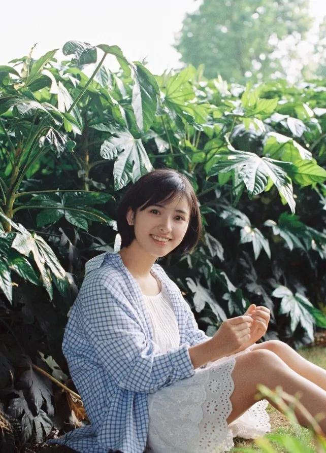 冬季沈月穿搭,沈月水手服