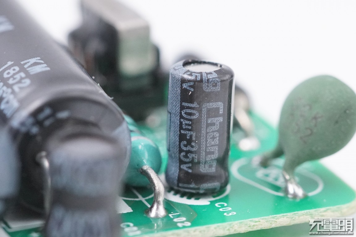 三星25wpd快充怎么拆解,三星25w充电器ta800